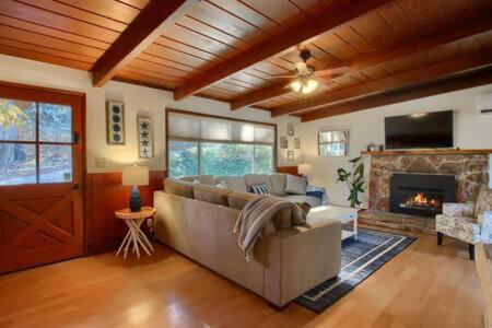 Blue Door Cottage 12 Miles To Yosemite Bbq Oakhurst Exteriör bild